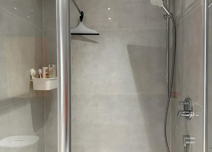 Family In - Autobahn A45 A66 - Frankfurt Airport Fra Apartment *