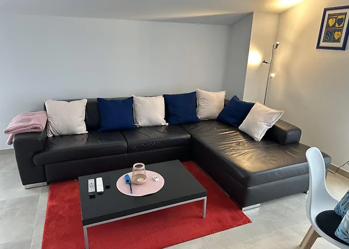 Family In - Autobahn A45 A66 - Frankfurt Airport Fra Erlensee