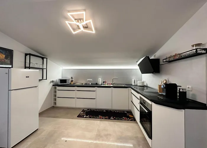 Family In - Autobahn A45 A66 - Frankfurt Airport Fra Apartment