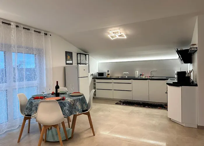 Family In - Autobahn A45 A66 - Frankfurt Airport Fra Apartment